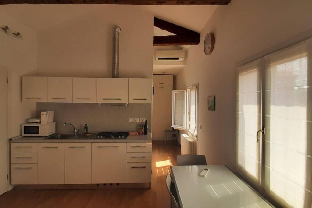 Апартаменты Monolocale Vicino San Marco Венеция Экстерьер фото